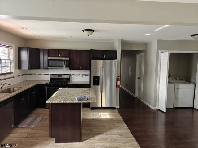 93 Howard St, Irvington Twp., NJ 07111
