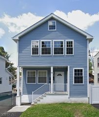 93 Howard St, Irvington Twp., NJ 07111