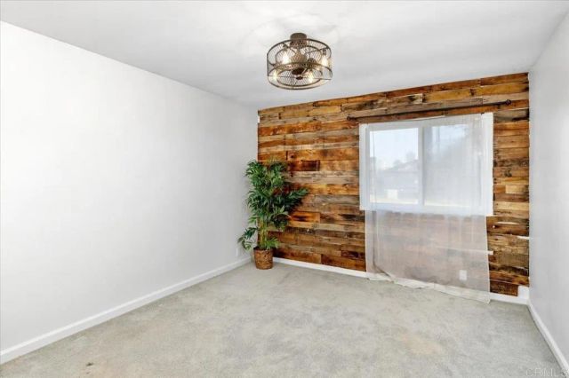 1971 Bernardo Avenue, Escondido, CA 92025