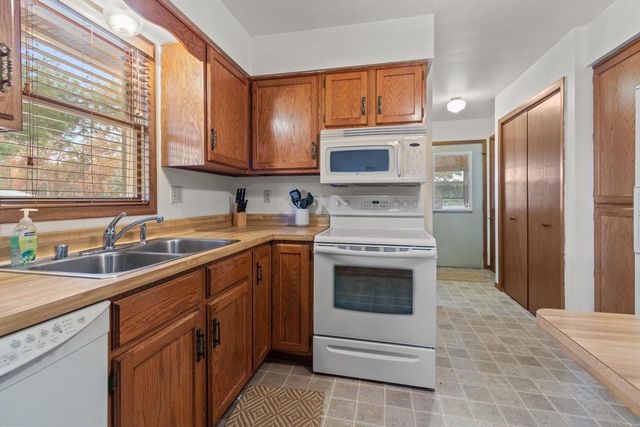 14496 COUNTY ROAD VV, Gillett, WI 54124