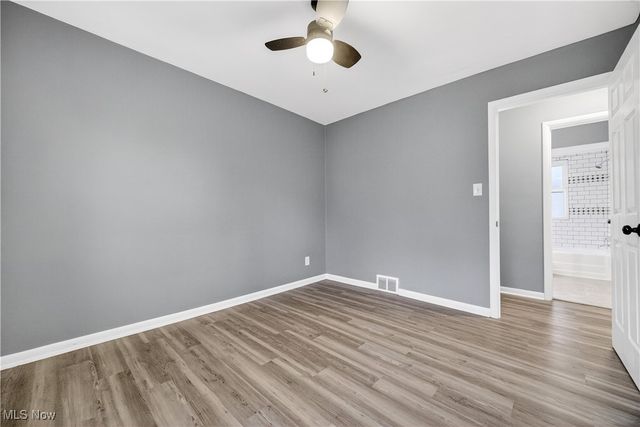 1090 Hillstone Road, Cleveland Heights, OH 44121