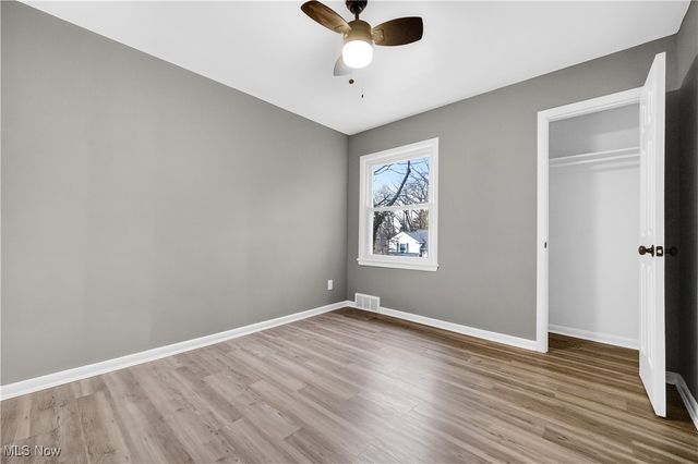 1090 Hillstone Road, Cleveland Heights, OH 44121