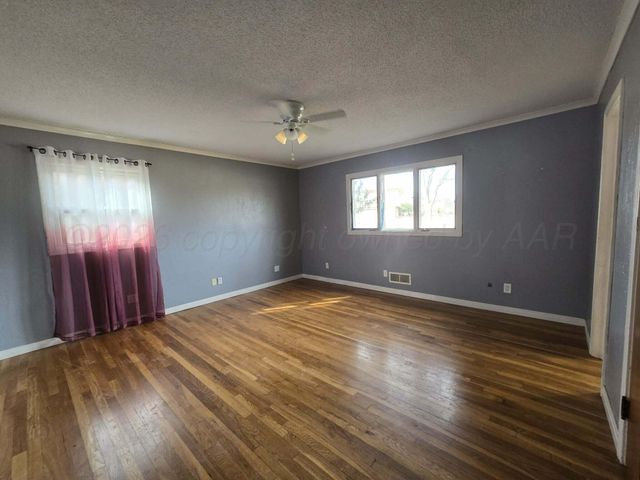 107 Parkview Drive, Amarillo, TX 79106