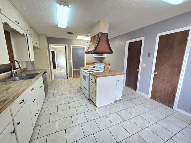 107 Parkview Drive, Amarillo, TX 79106