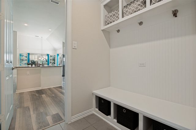 217 Castle Creek Drive, Red Oak, TX 75154