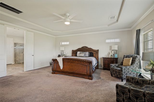 217 Castle Creek Drive, Red Oak, TX 75154