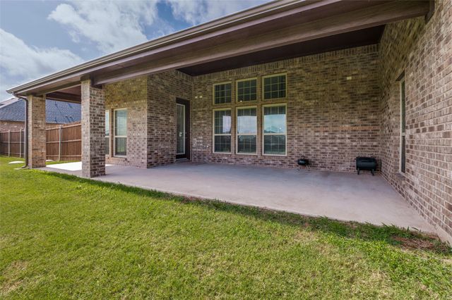 217 Castle Creek Drive, Red Oak, TX 75154