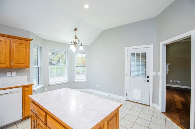 3800 SE 8th Street, Bentonville, AR 72712