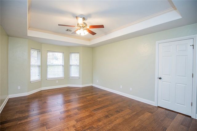 3800 SE 8th Street, Bentonville, AR 72712