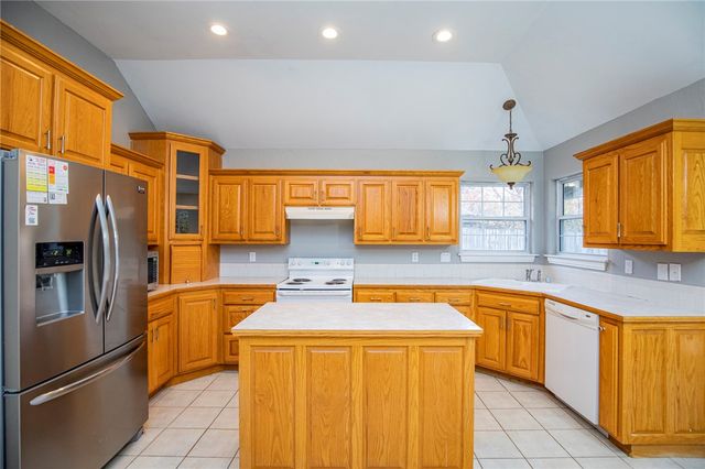 3800 SE 8th Street, Bentonville, AR 72712