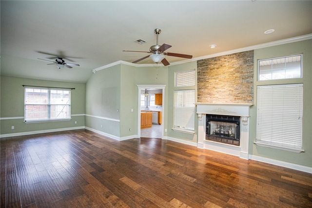 3800 SE 8th Street, Bentonville, AR 72712