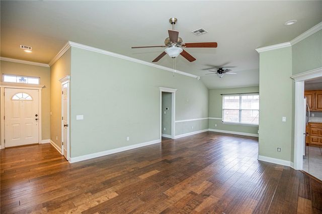 3800 SE 8th Street, Bentonville, AR 72712