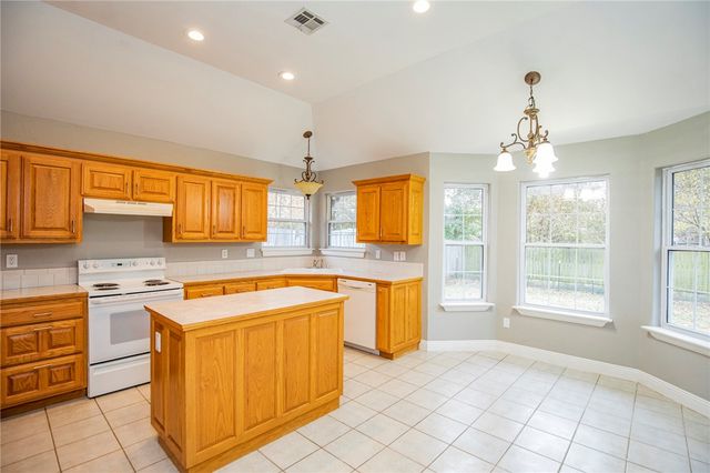 3800 SE 8th Street, Bentonville, AR 72712