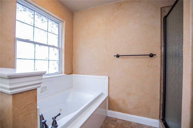 3800 SE 8th Street, Bentonville, AR 72712