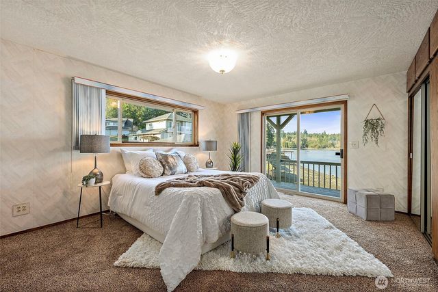 130 E Old Winery Road, Shelton, WA 98584