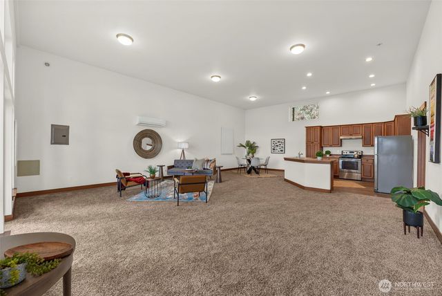 130 E Old Winery Road, Shelton, WA 98584