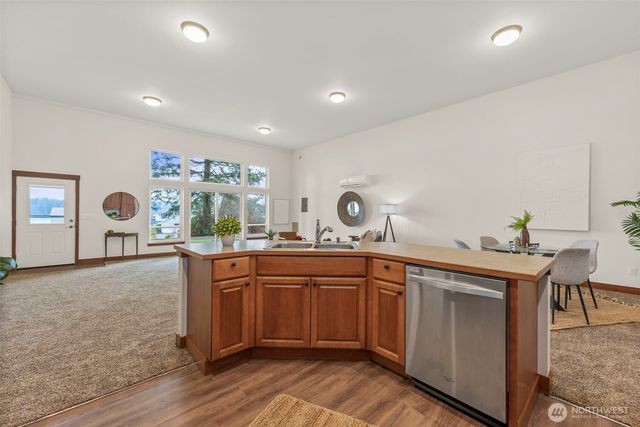 130 E Old Winery Road, Shelton, WA 98584