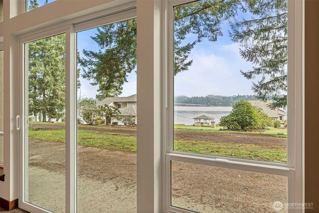 130 E Old Winery Road, Shelton, WA 98584