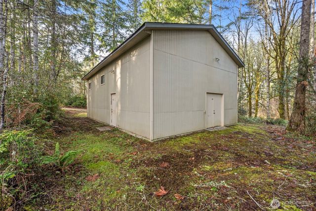 130 E Old Winery Road, Shelton, WA 98584