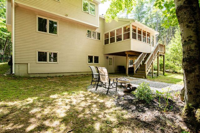 47 Deer Ridge Drive, Barrington, NH 03825