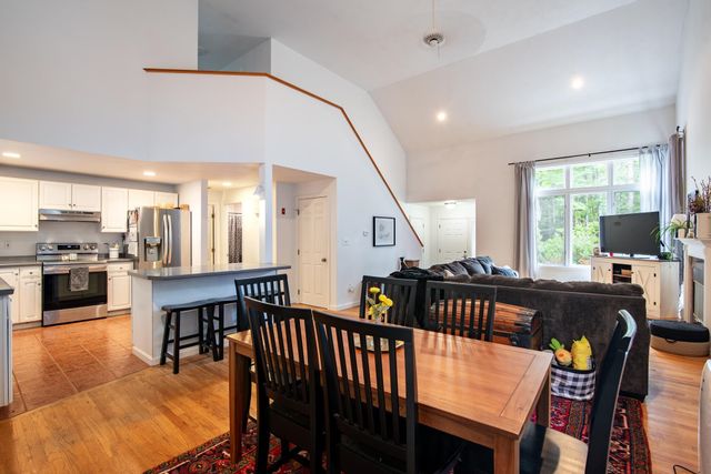 47 Deer Ridge Drive, Barrington, NH 03825
