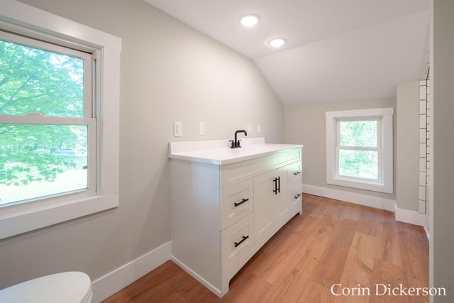 10860 Douglas Avenue, Plainwell, MI 49080
