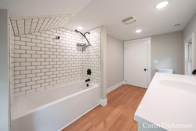 10860 Douglas Avenue, Plainwell, MI 49080