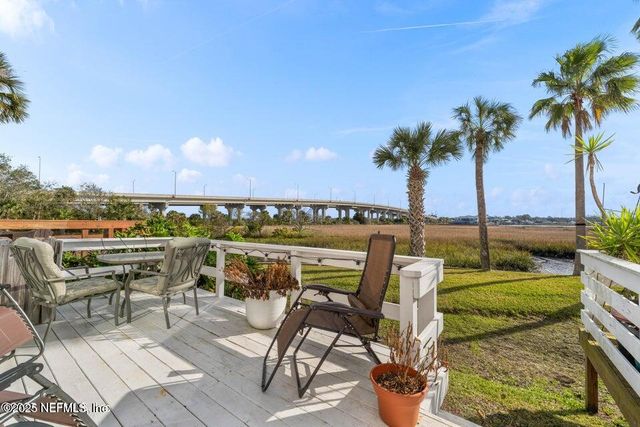 3331 LIGHTHOUSE POINT Lane, Jacksonville, FL 32250