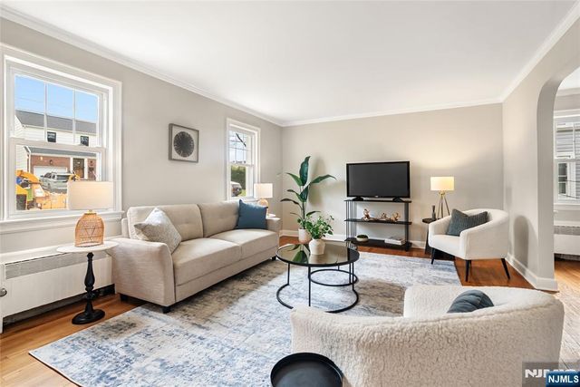 5 Northview Terrace, Maplewood, NJ 07040