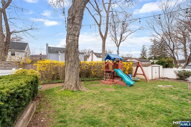 5 Northview Terrace, Maplewood, NJ 07040