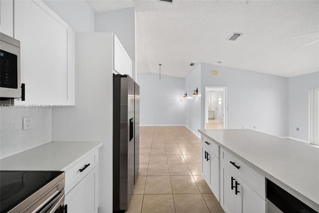 14412 SW 115th St, Miami, FL 33186
