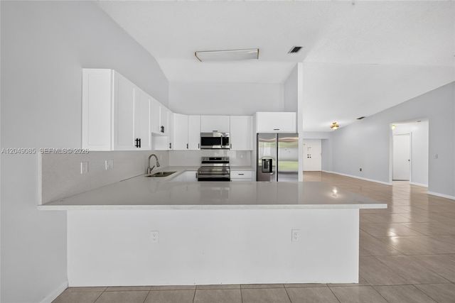 14412 SW 115th St, Miami, FL 33186