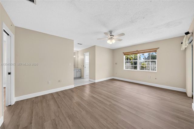 14412 SW 115th St, Miami, FL 33186