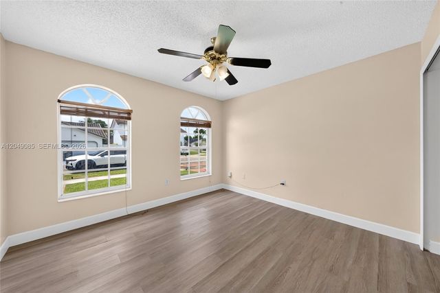 14412 SW 115th St, Miami, FL 33186
