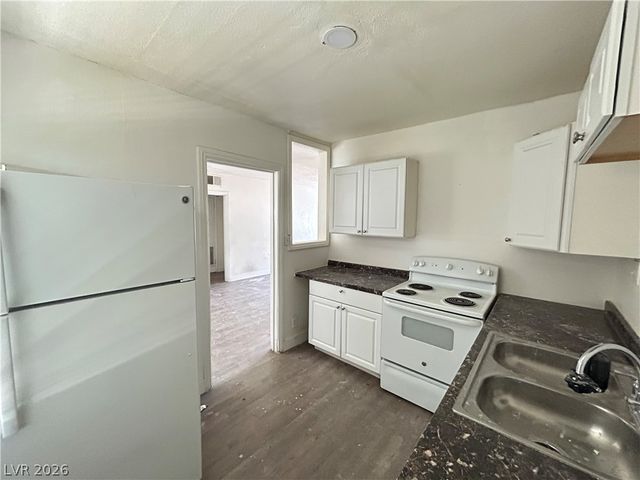 1711 Santa Paula Drive, Las Vegas, NV 89104
