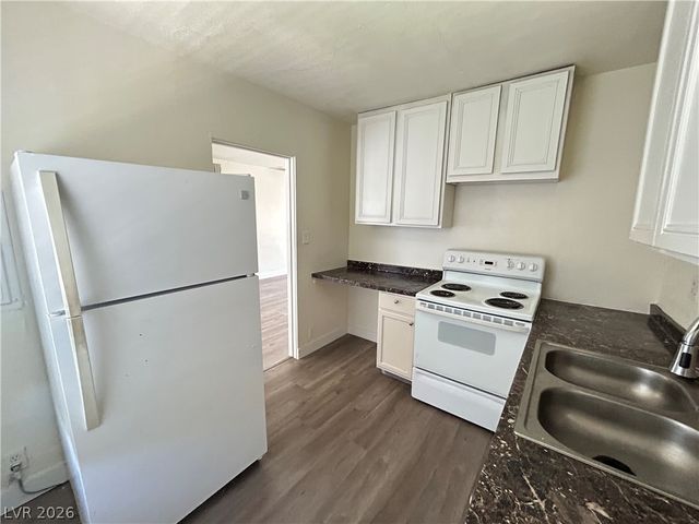 1711 Santa Paula Drive, Las Vegas, NV 89104