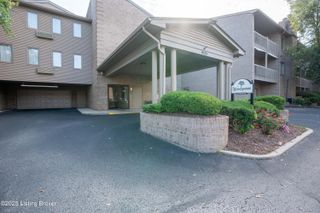 4125 Browns Ln, 215, Louisville, KY 40220