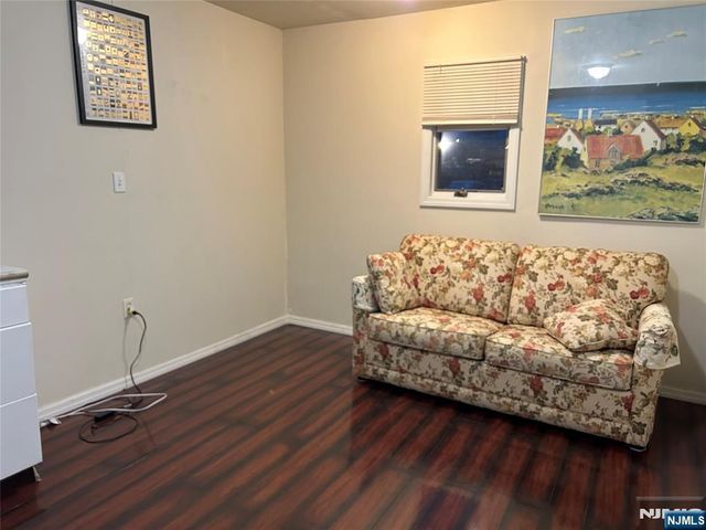 40 Poplar Street, Lodi, NJ 07644