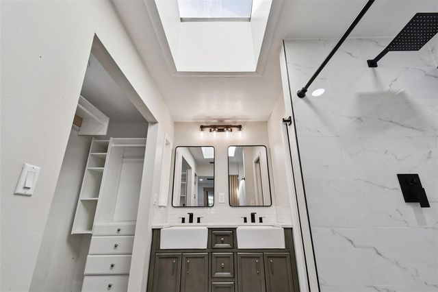 34 HARBOR OAKS CIRCLE, Safety Harbor, FL 34695