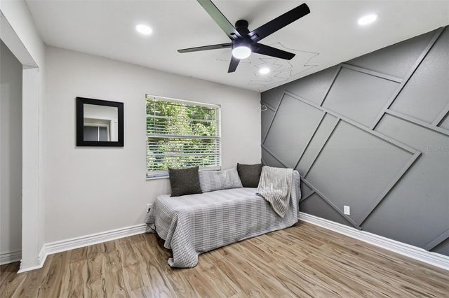 34 HARBOR OAKS CIRCLE, Safety Harbor, FL 34695