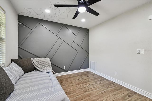 34 HARBOR OAKS CIRCLE, Safety Harbor, FL 34695