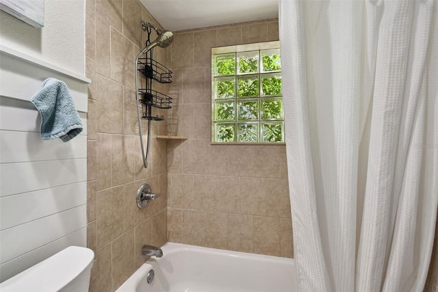 34 HARBOR OAKS CIRCLE, Safety Harbor, FL 34695