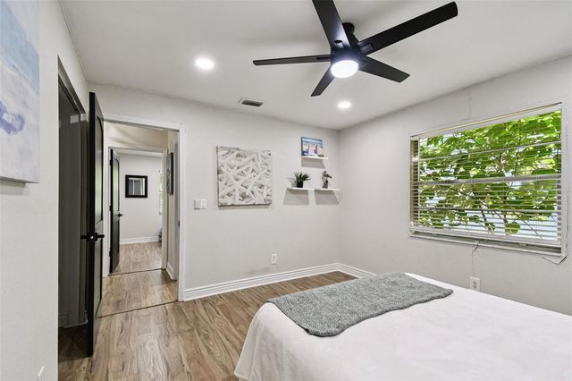 34 HARBOR OAKS CIRCLE, Safety Harbor, FL 34695