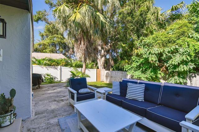 34 HARBOR OAKS CIRCLE, Safety Harbor, FL 34695