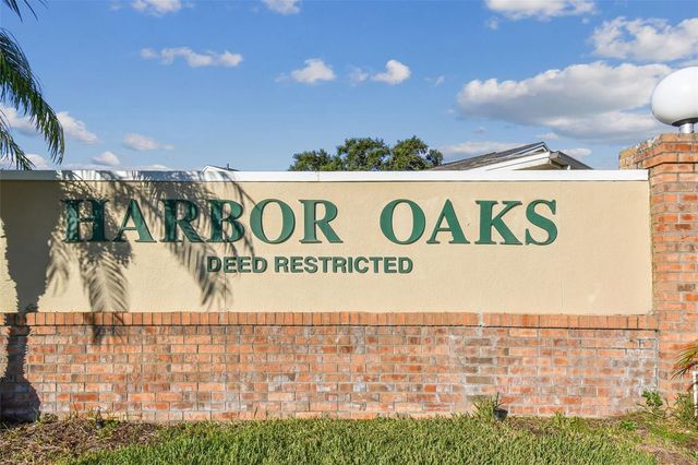 34 HARBOR OAKS CIRCLE, Safety Harbor, FL 34695