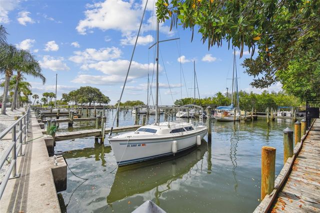 34 HARBOR OAKS CIRCLE, Safety Harbor, FL 34695