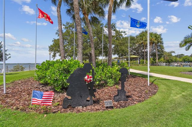 34 HARBOR OAKS CIRCLE, Safety Harbor, FL 34695