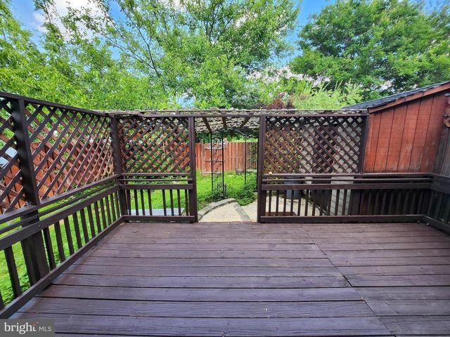 4672 WHITAKER PL, Woodbridge, VA 22193