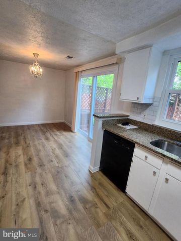 4672 WHITAKER PL, Woodbridge, VA 22193