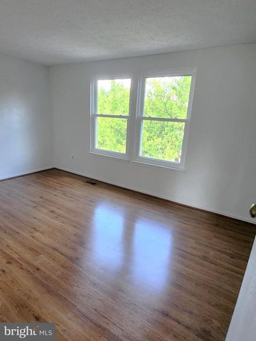 4672 WHITAKER PL, Woodbridge, VA 22193
